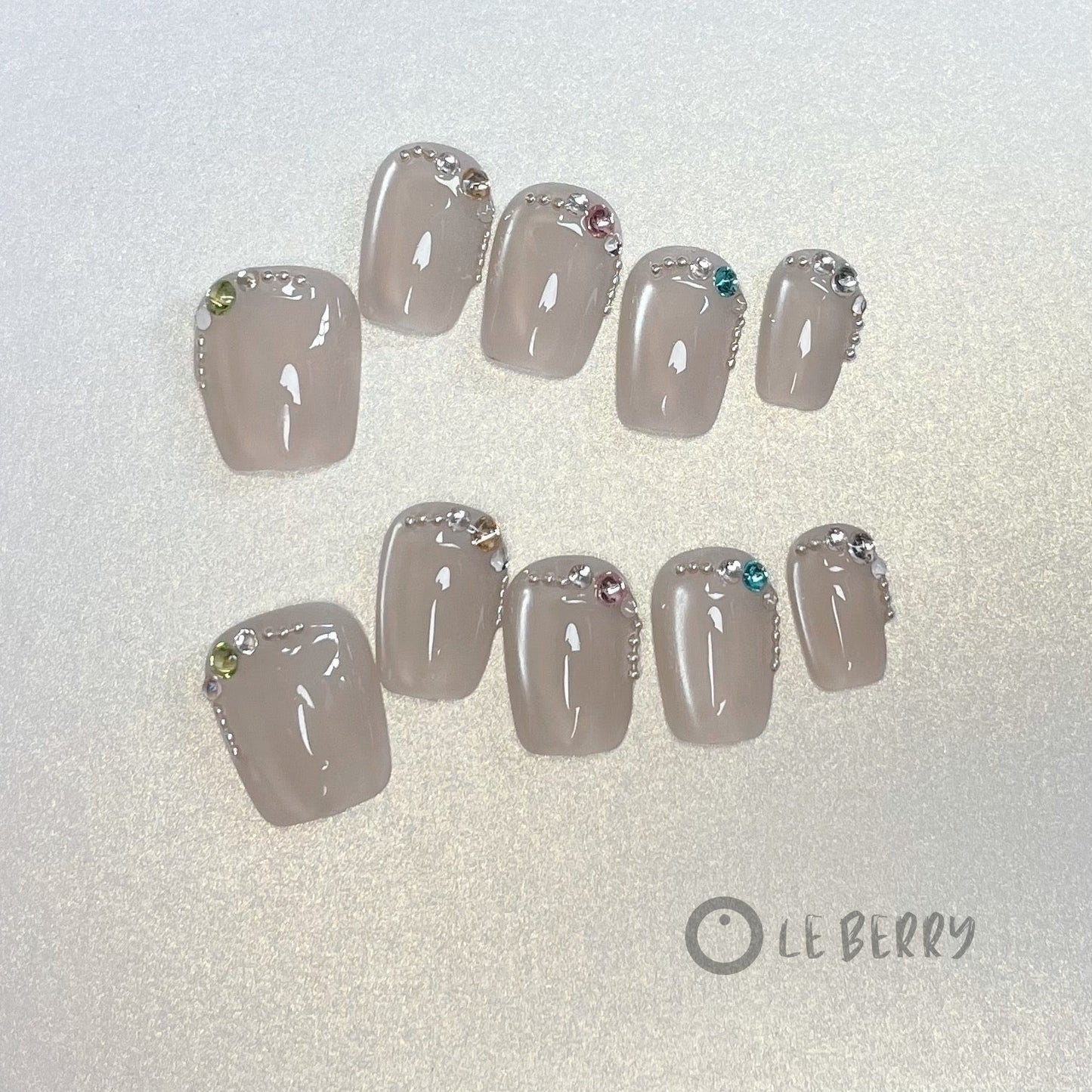 Le Berry Beige Color Squoval Handmade Press On Nails False Nails - Le Berry