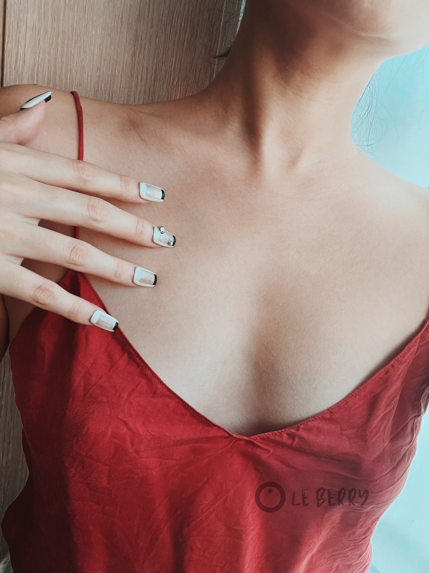 Le Berry “Phantom” Squoval Handmade Press-On Nails/False Nails - Le Berry