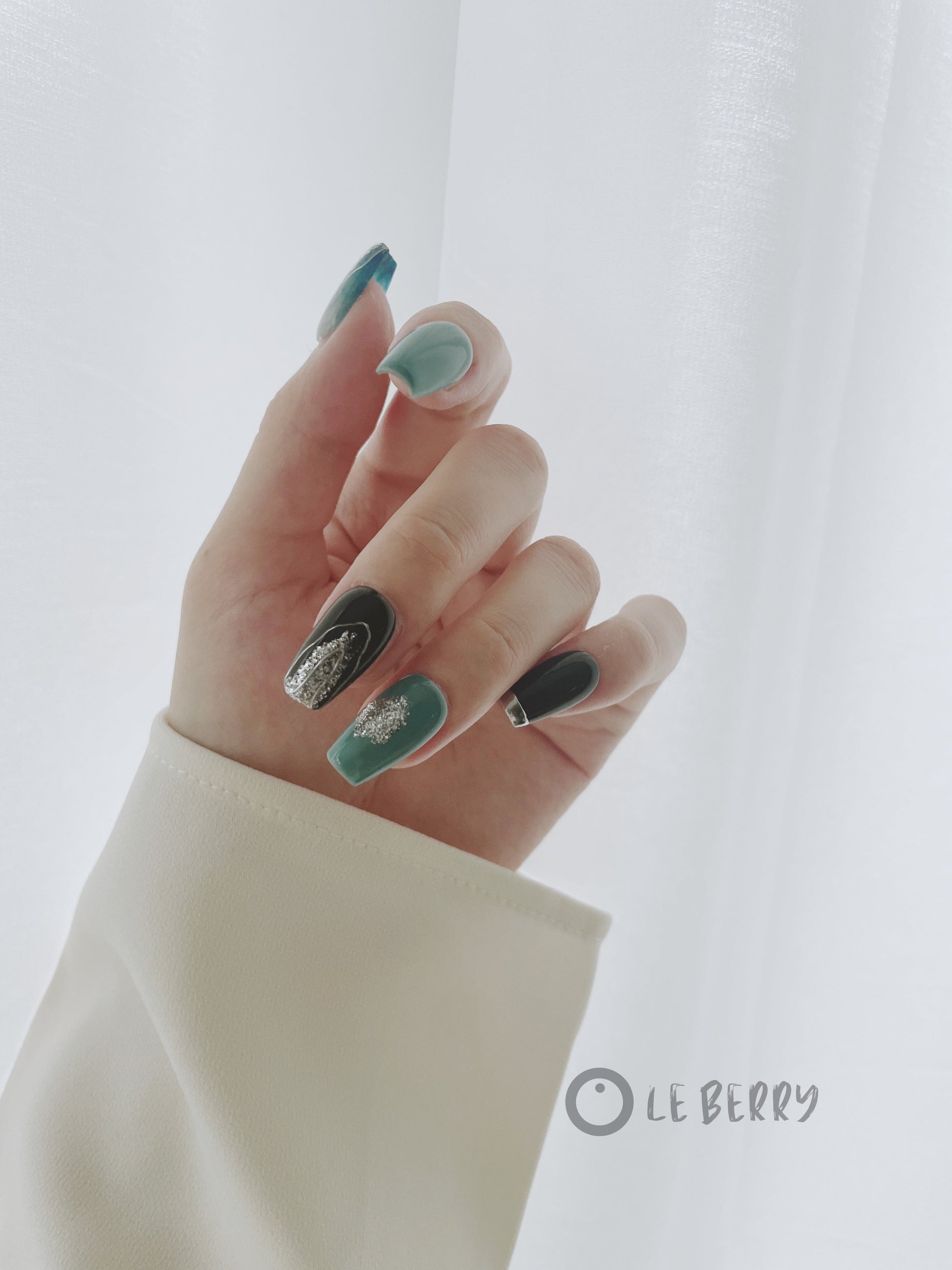 Le Berry After Rain Long/Short Squoval Handmade Press On Nails False Nails - Le Berry
