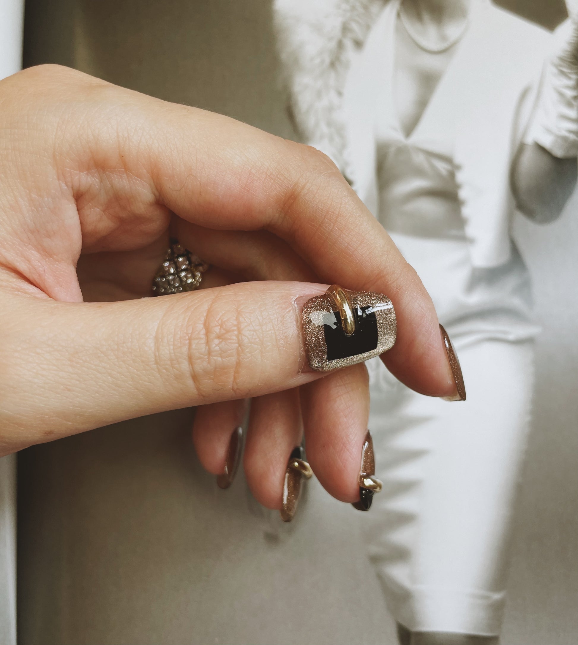 Le Berry “Metropolis” Squoval Handmade Press-On Nails/False Nails - Le Berry