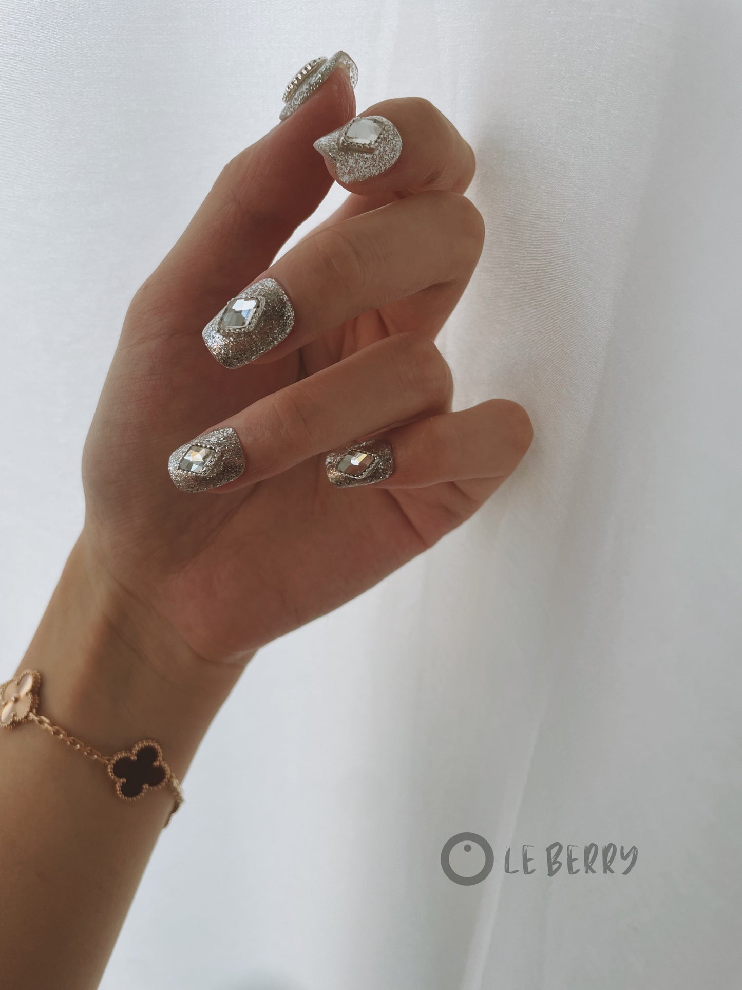 Le Berry Sparkling Squoval Handmade Press On Nails False Nails - Le Berry