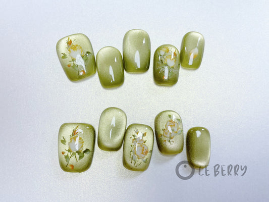 Le Berry Floral Squoval Short Nails Press On Nails False Nails - Le Berry