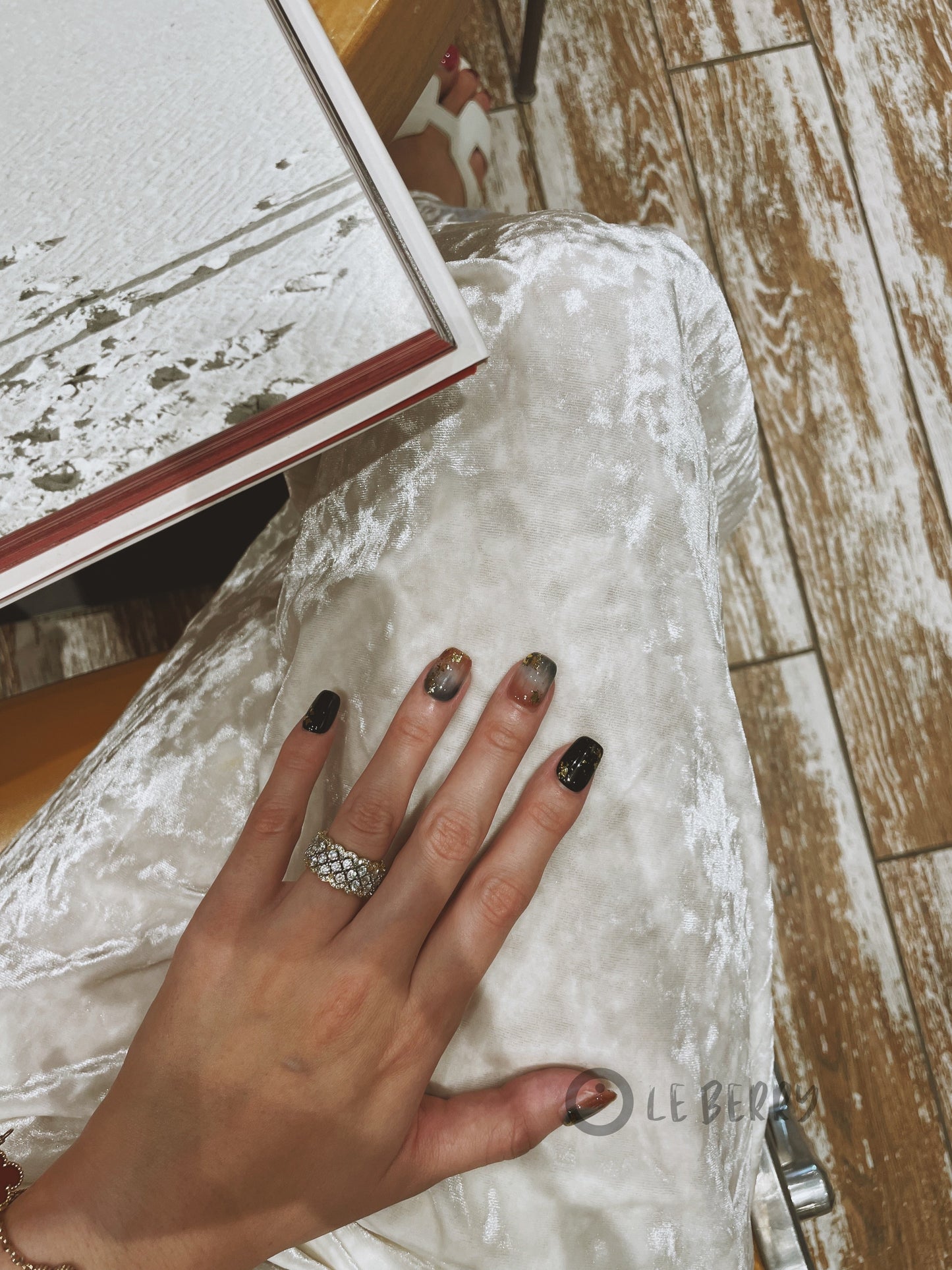 Le Berry “Jupiter” Squoval Handmade Press On Nails False Nails - Le Berry