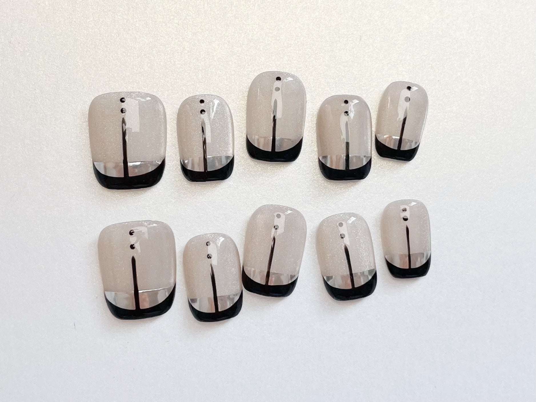 Le Berry Pope Squoval Handmade Press On Nails False Nails - Le Berry