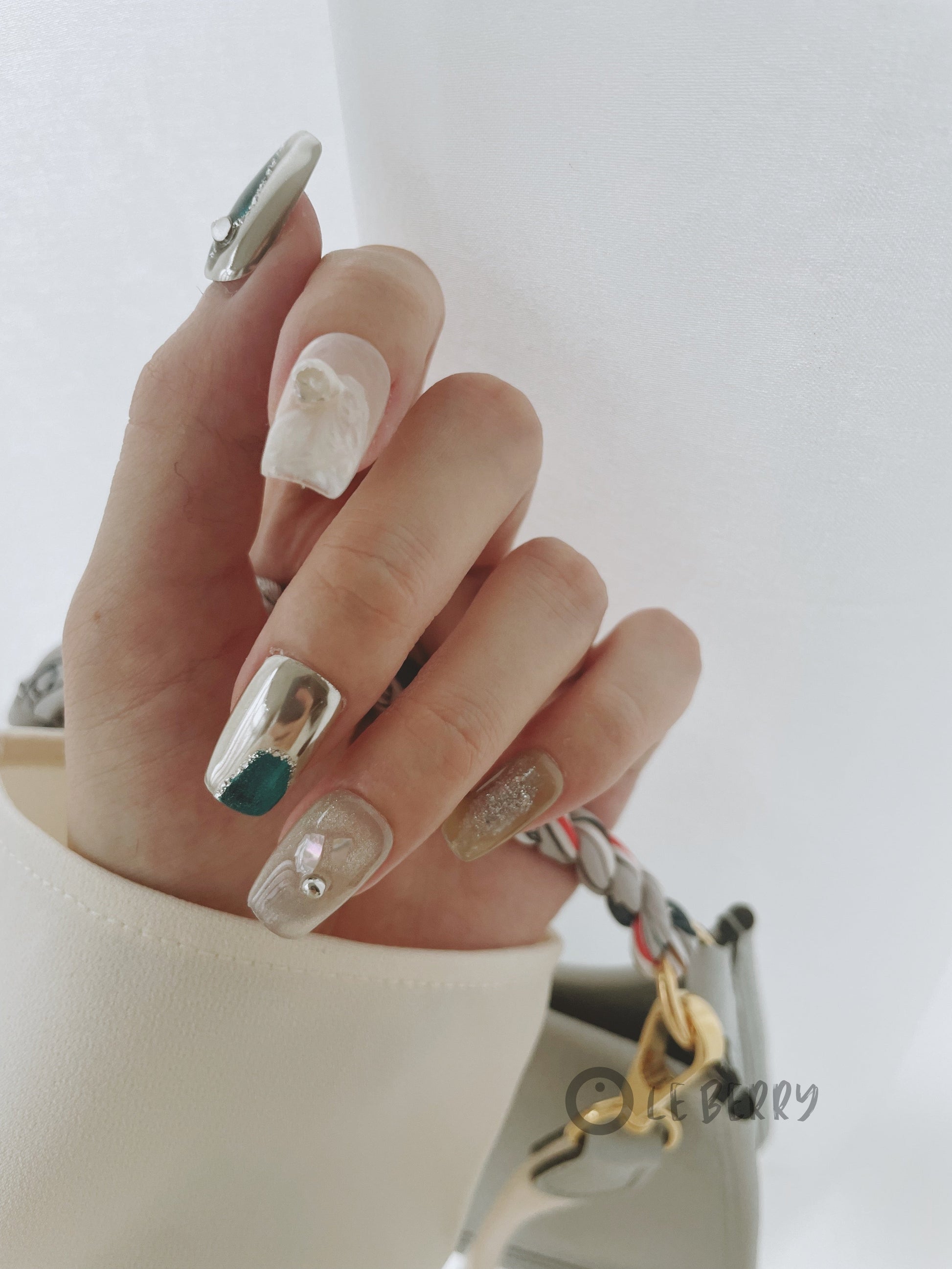 Le Berry “Lake Baikal” Long/Short Squoval Handmade Press On Nails False Nails - Le Berry